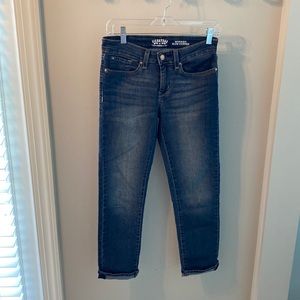 Levi’s cropped jeans